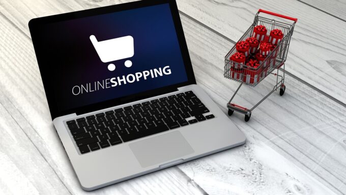Für viele Marketingfachleute beginnt die Suche nach Werbeartikeln spät abends, wenn sie durch Seiten voller Tragetaschen, Tassen und Stifte scrollen und sich fragen, welches Produkt wohl auch nach einem Konferenztisch noch Verwendung findet. allbranded setzt genau hier an – nicht als Katalog, sondern als System. Werbeartikel werden als Teil der Markenkultur und nicht als Last-Minute-Zusatzprodukt verstanden. So entsteht eine Plattform, die Alltagsgegenstände als langfristige Markenkontaktpunkte betrachtet, die Menschen begleiten sollen, anstatt in Schubladen zu verschwinden.